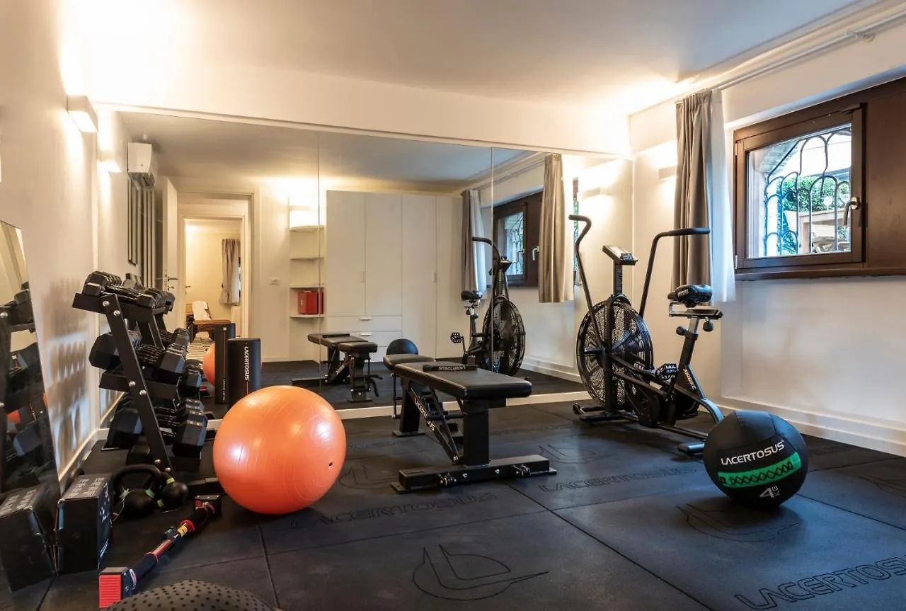 Villa Gallo 1915, Luxurious Villa With Garden And Spa Lido di Venezia Italy